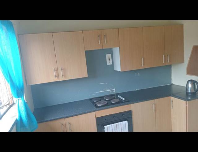 2 BEDROOM APARTMENT FOR SALE IN FOREST HILL